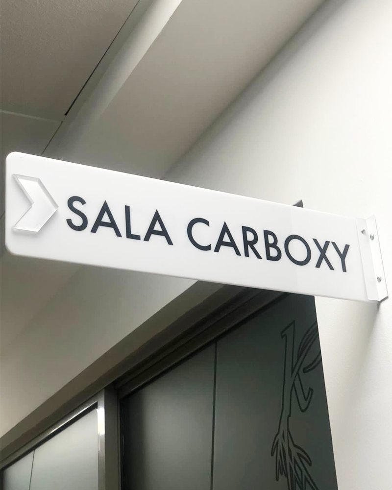 Señalización para interiores y exteriores